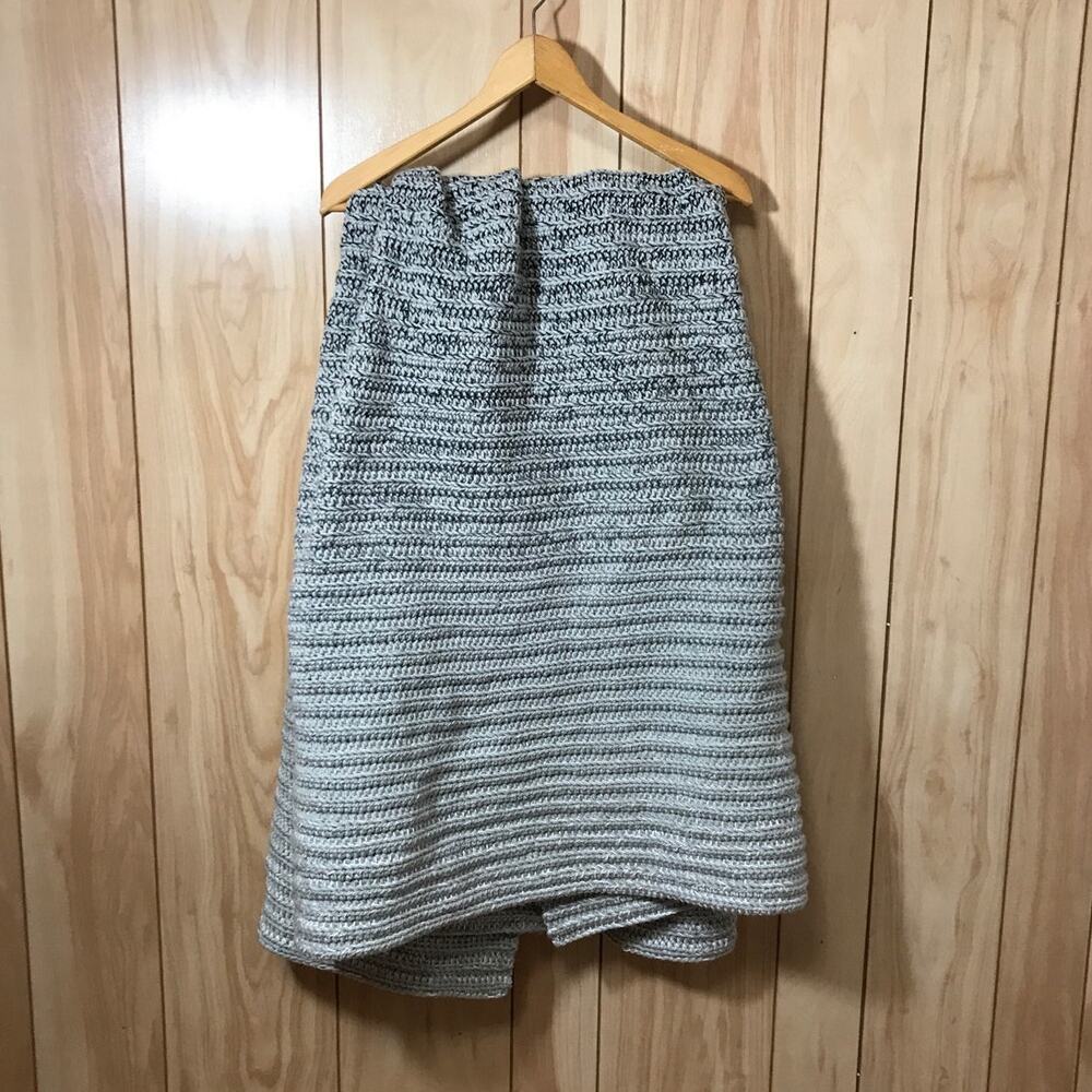 NWT Soft Thick Shades of Gray Handmade Crocheted Blanket by Dawny